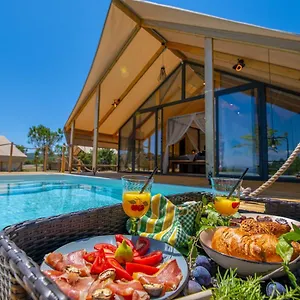 Floria Glamping Garden Croatia