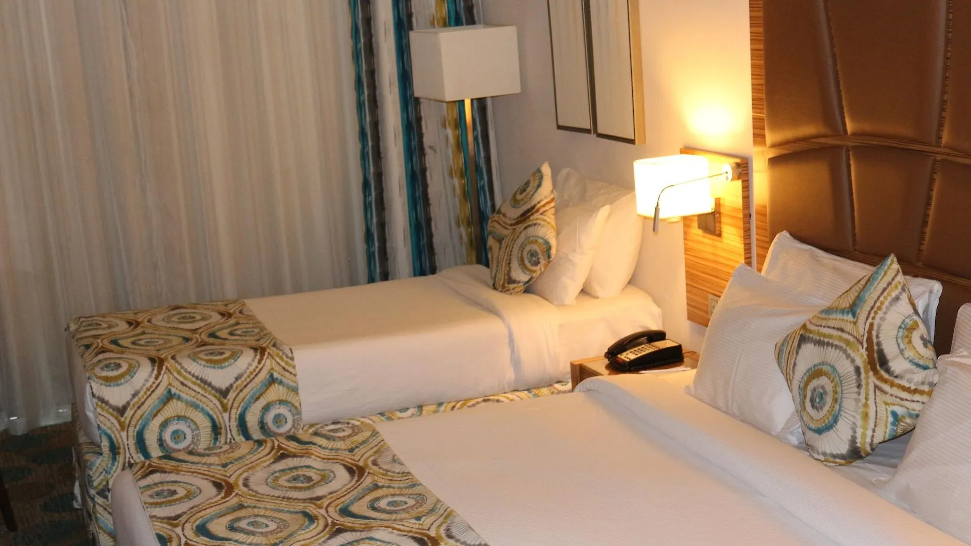 Best Western Plus Pearl Creek Hotel